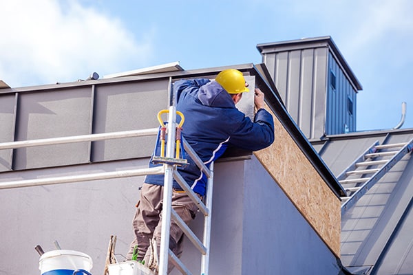 addetto_a_installazione_lamiera