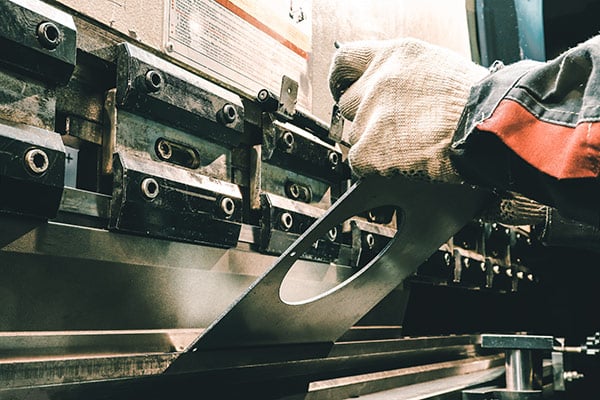 macchina_per_piegatura_di_lamiere